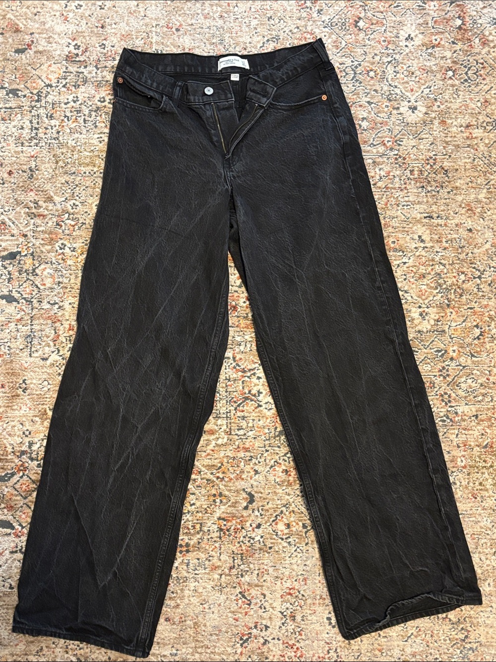 Abercrombie & Fitch Black Low-Rise Ultra Loose Jeans